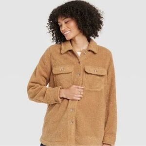 NWT Universal Threas Sherpa Jacket Size M